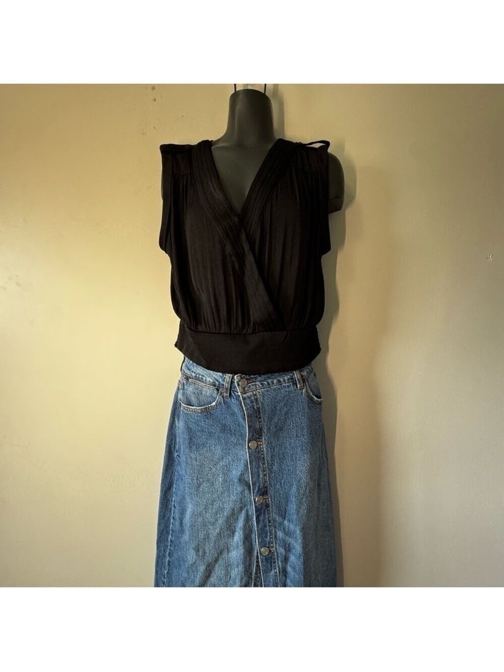RACHEL Rachel Roy Black Sleeveless Blouse